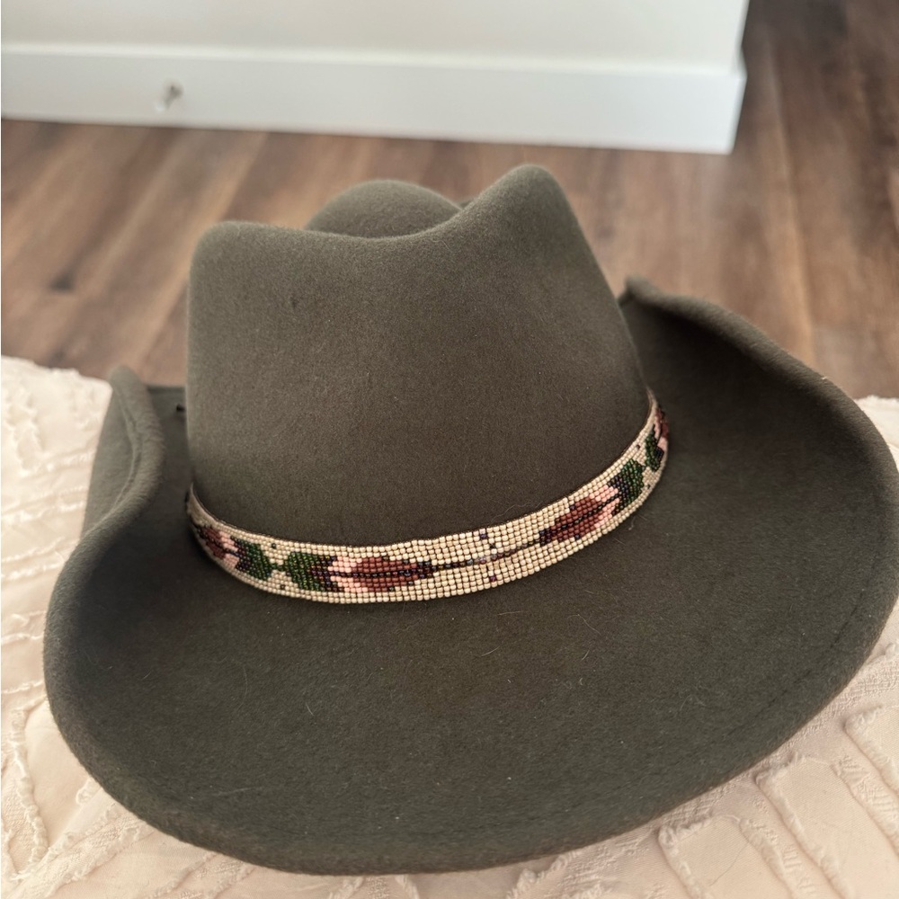 tentree Forest Green Felt Hat with Floral Beaded Band